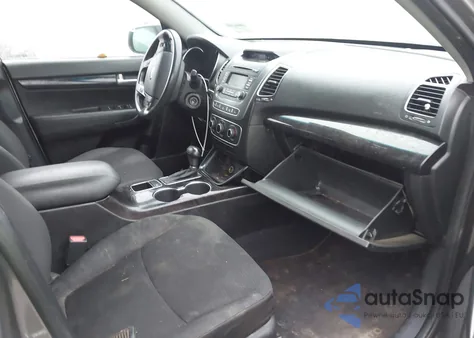 2014 Kia Sorento Lx V6 из США, поврежденный, VIN 5XYKTDA79EG444773